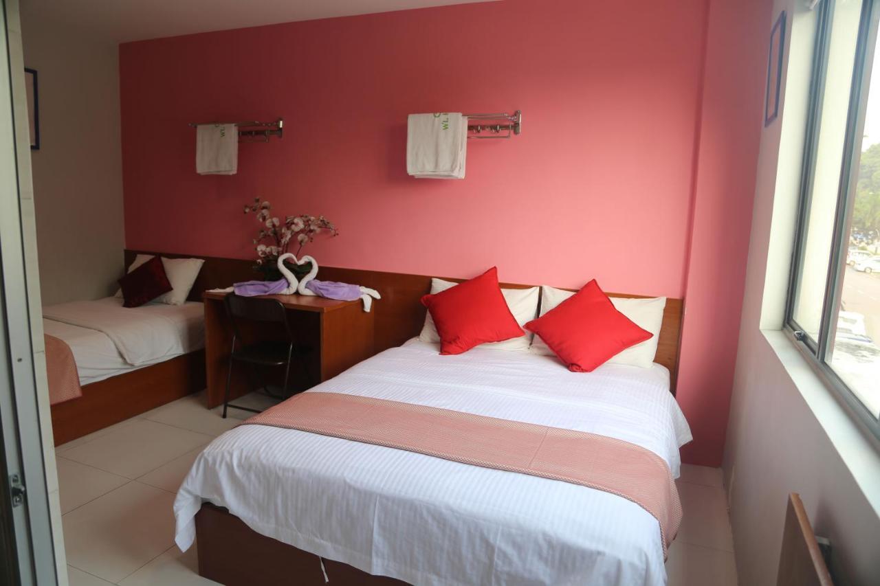 Wl Hotel Kampung Baharu Sungai Buluh ภายนอก รูปภาพ